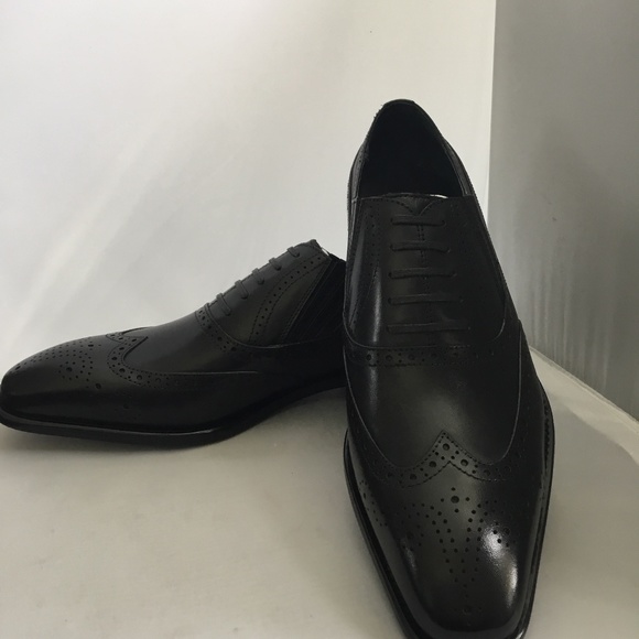 DRESS-UP SHOES FOR MEN. - Picture 2 of 7